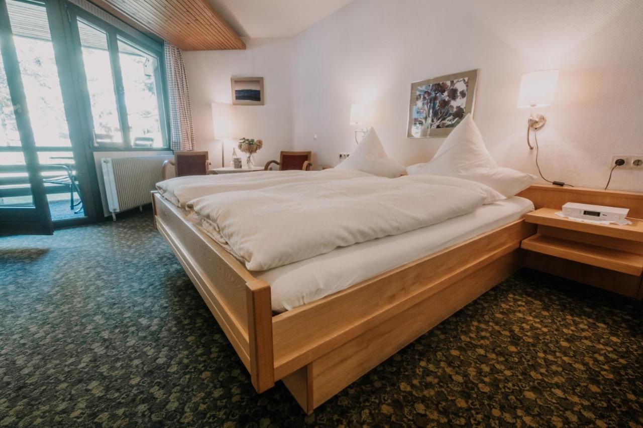 Hotel Lawine Todtnau Eksteriør bilde