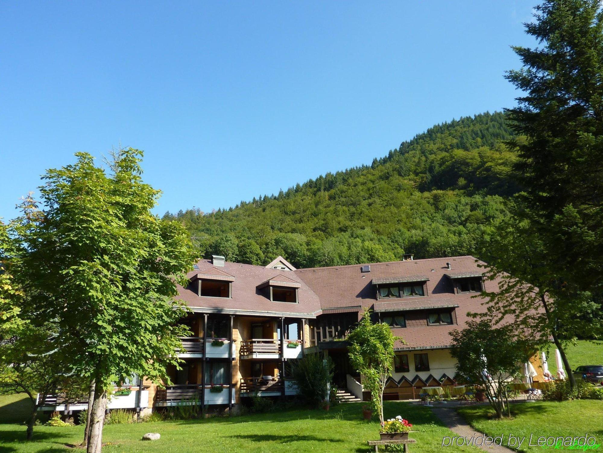 Hotel Lawine Todtnau Eksteriør bilde
