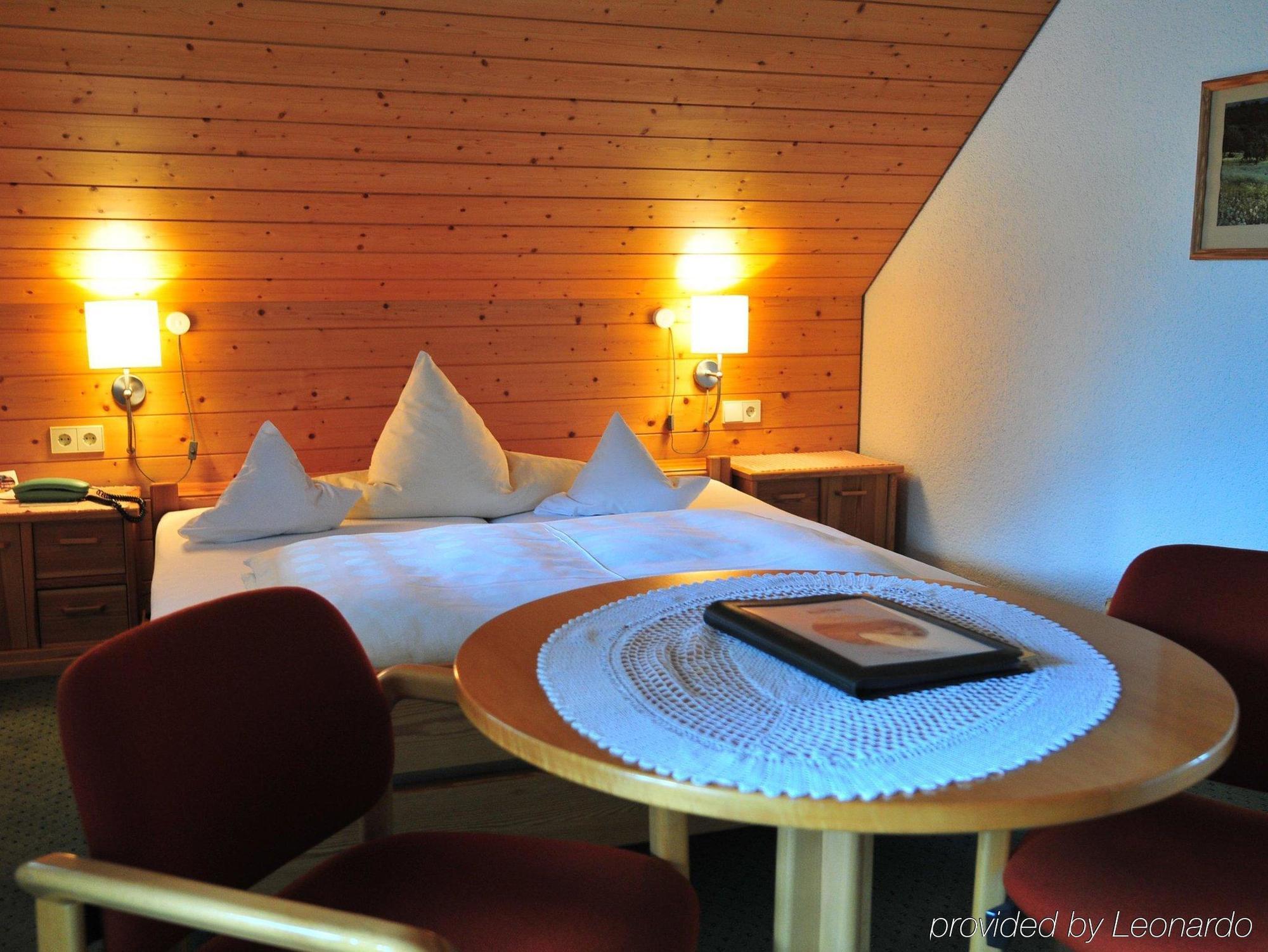 Hotel Lawine Todtnau Eksteriør bilde