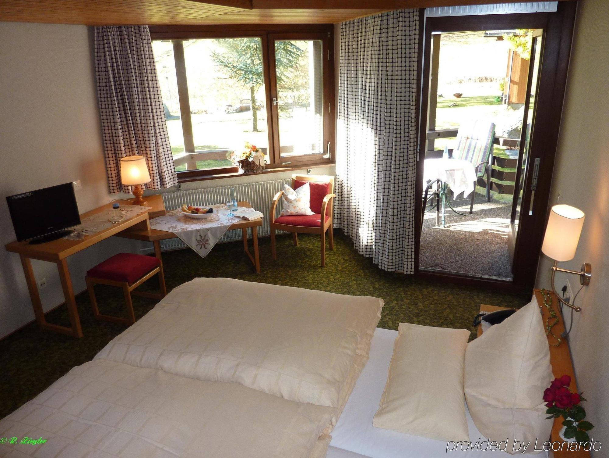 Hotel Lawine Todtnau Eksteriør bilde