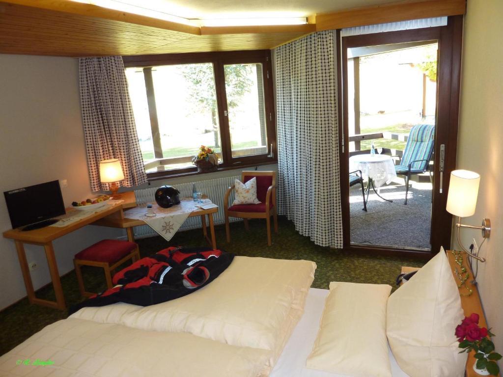 Hotel Lawine Todtnau Rom bilde